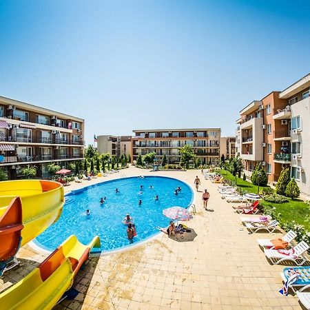 Waterpark Fort Apartments ซันนีบีช ภายนอก รูปภาพ